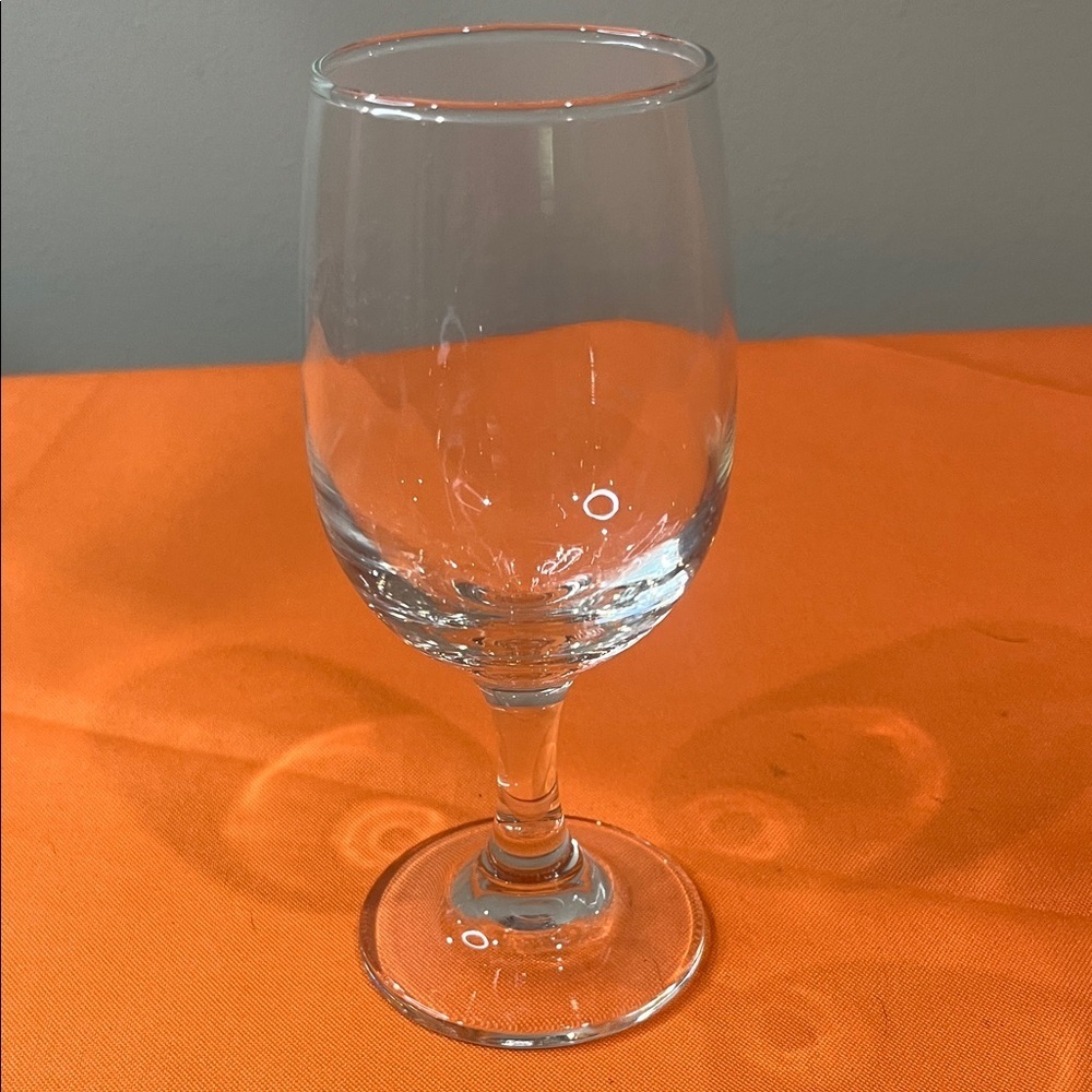 6/$20 Wine Glass 1 glass - Picture 2 of 8